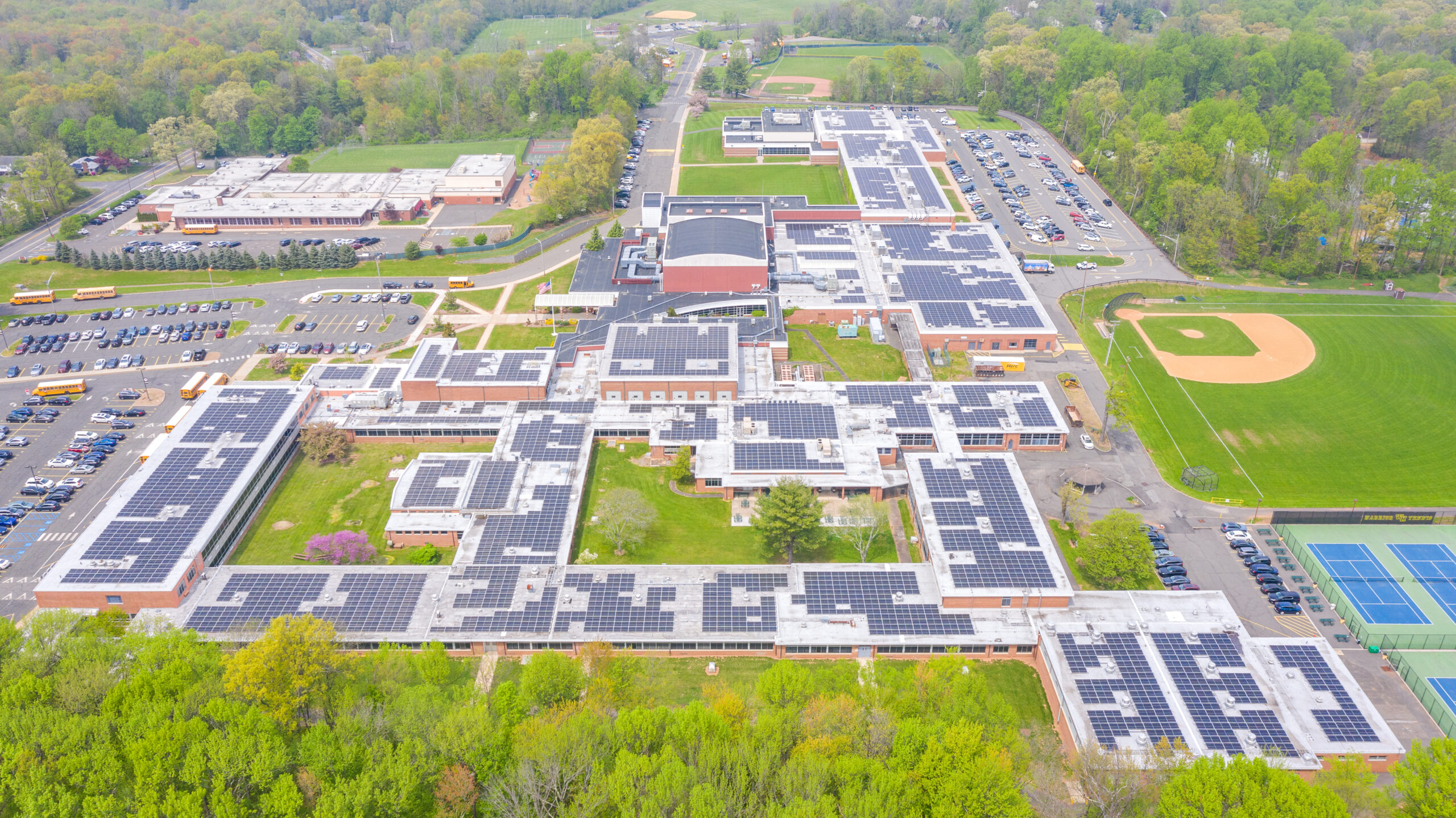 <strong><h2>Watchung Hills Regional High School</h2></strong> 2 MW dc